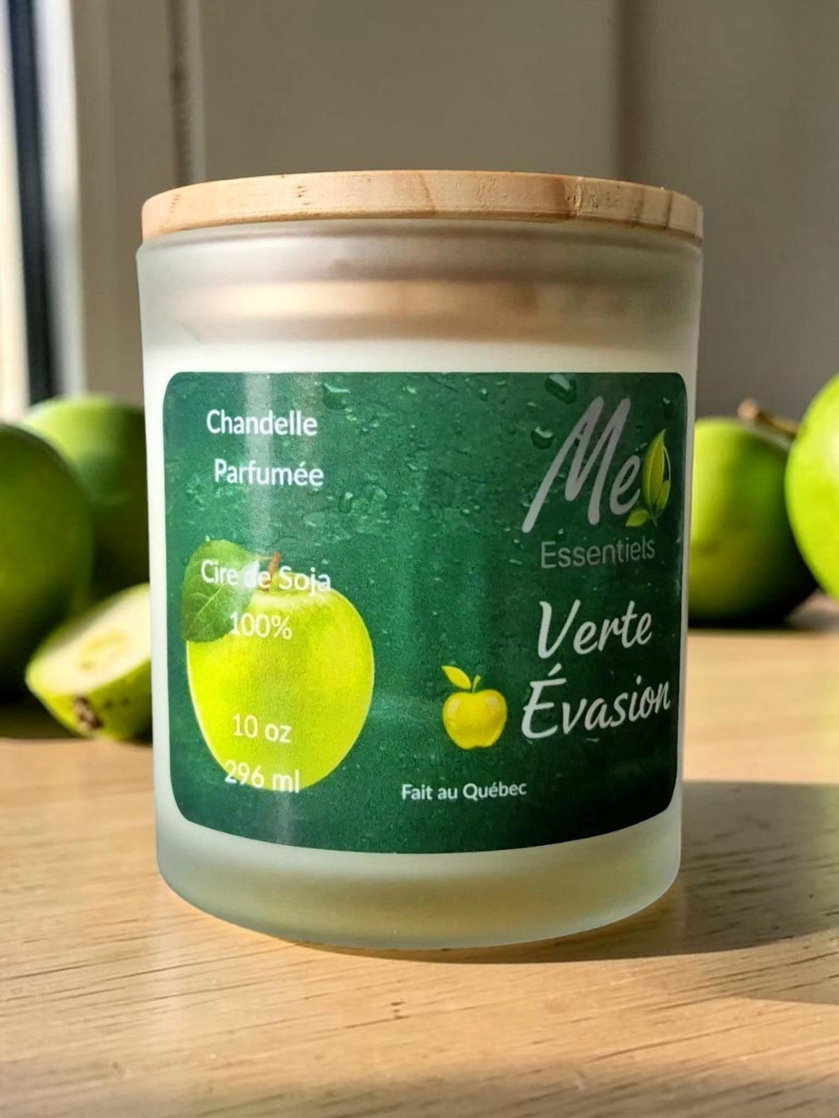 Chandelle Verte Évasion - Et si ta maison pouvait sentir le propre, le frais et la bonne humeur - Me Essentiels
